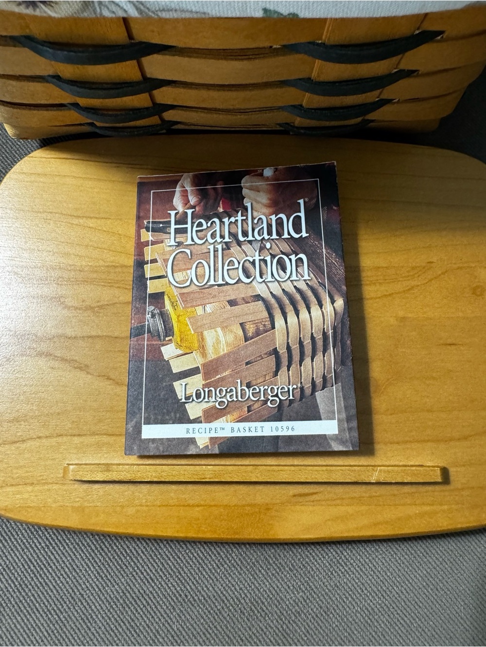 Longaberger 2001 Recipe Basket - Picture 9 of 9
